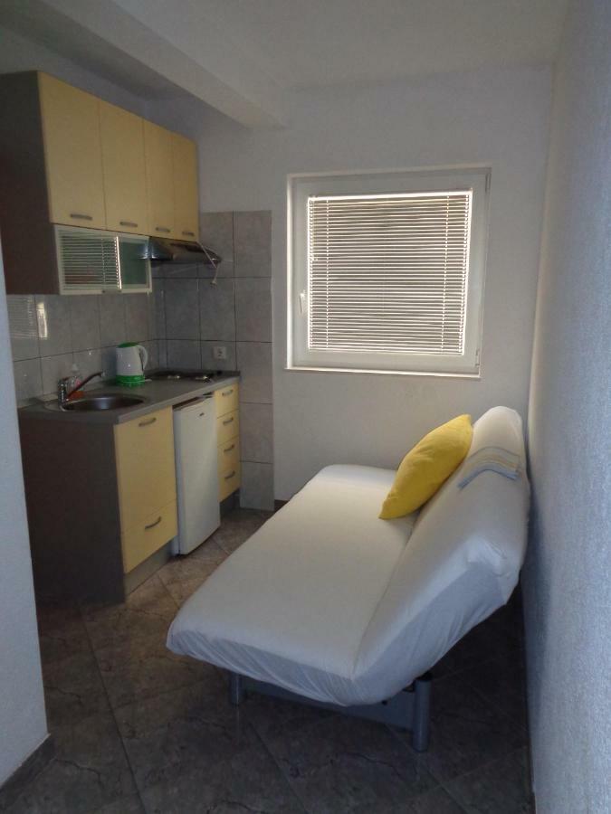 Apartments Rados Lokva Rogoznica Ngoại thất bức ảnh