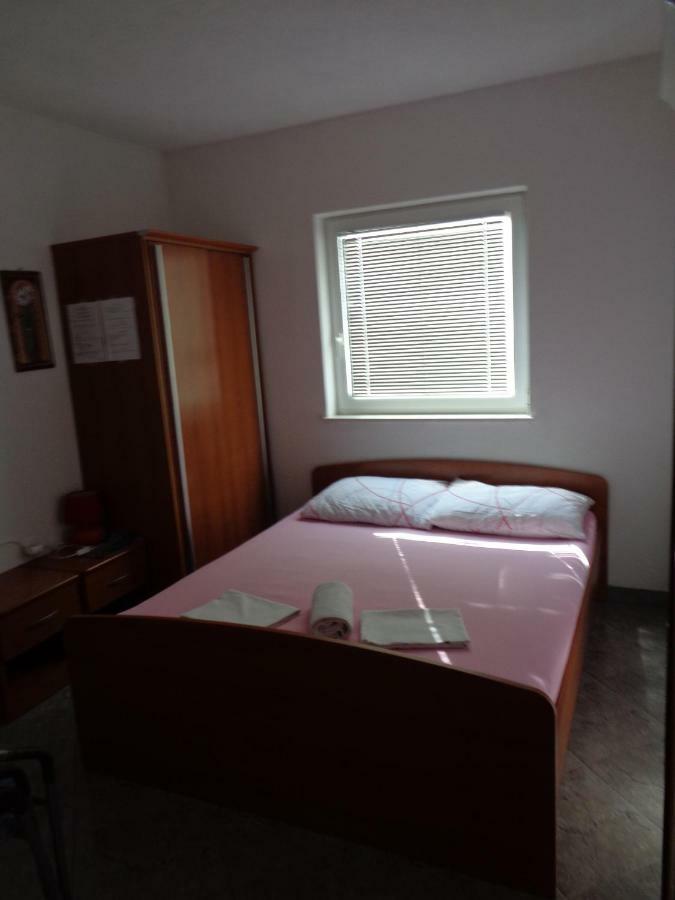 Apartments Rados Lokva Rogoznica Ngoại thất bức ảnh
